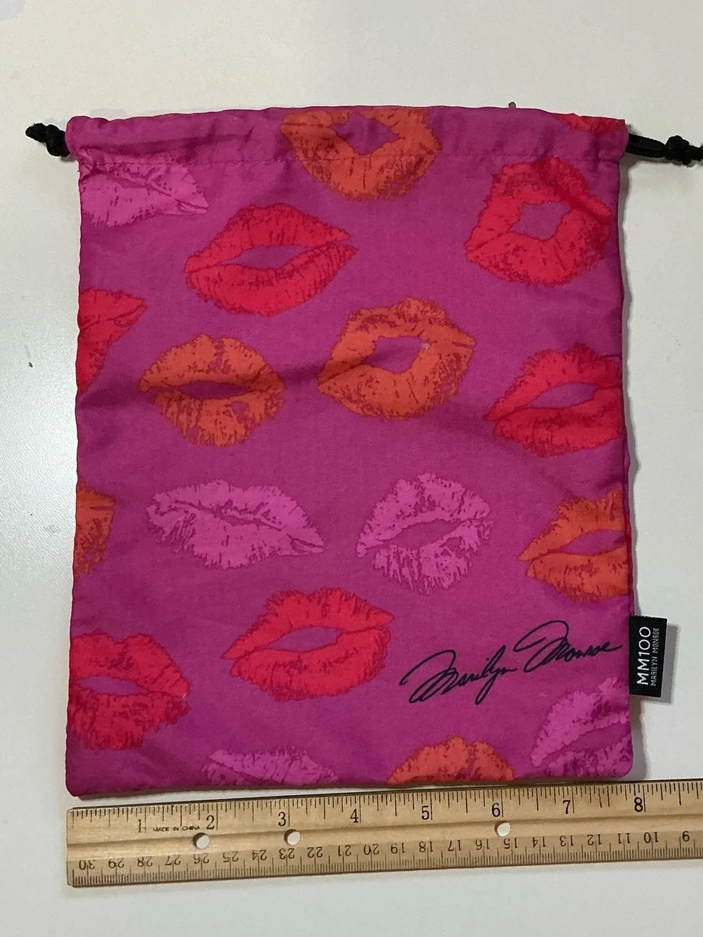 Ipsy Marilyn Monroe Limited Edition Pink Lips Beauty Glam Drawstring Bag